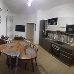 Apartament House Dotto 25