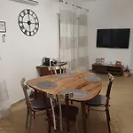 Apartament House Dotto 25